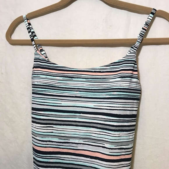 NEW * Roxy Girl of the Sea One Piece Swimsuit Size Large L Striped Open Back NWT - Picture 1 of 15
